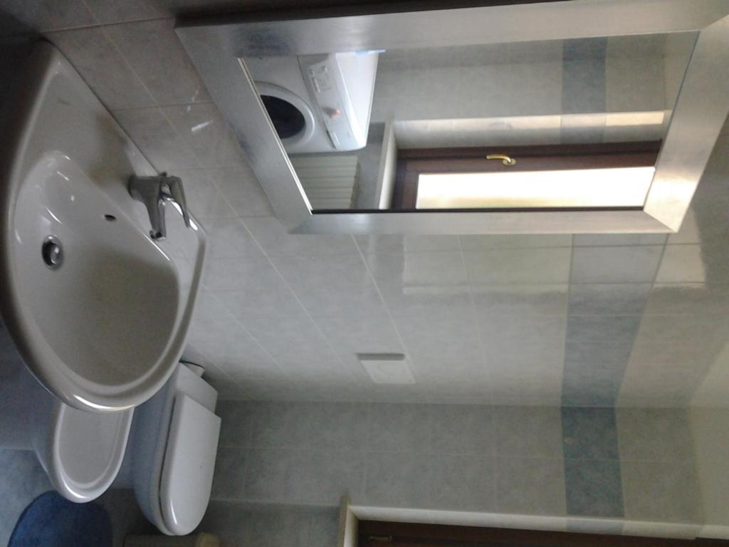 Appartement Casa Lavoro Vancanza à Castelnuovo del Garda Chambre photo