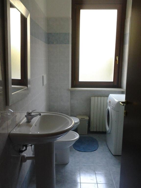 Appartement Casa Lavoro Vancanza à Castelnuovo del Garda Chambre photo